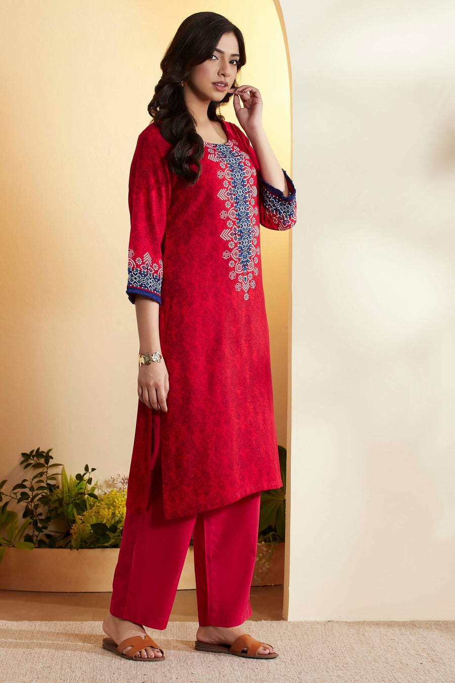 Maroon Viscose Rayon Yoke Printed Straight Kurta