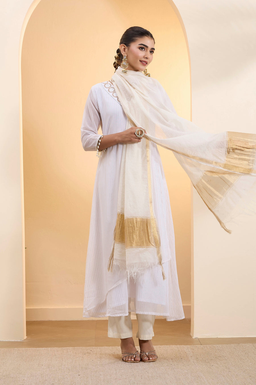 White Cotton Zari Dupatta