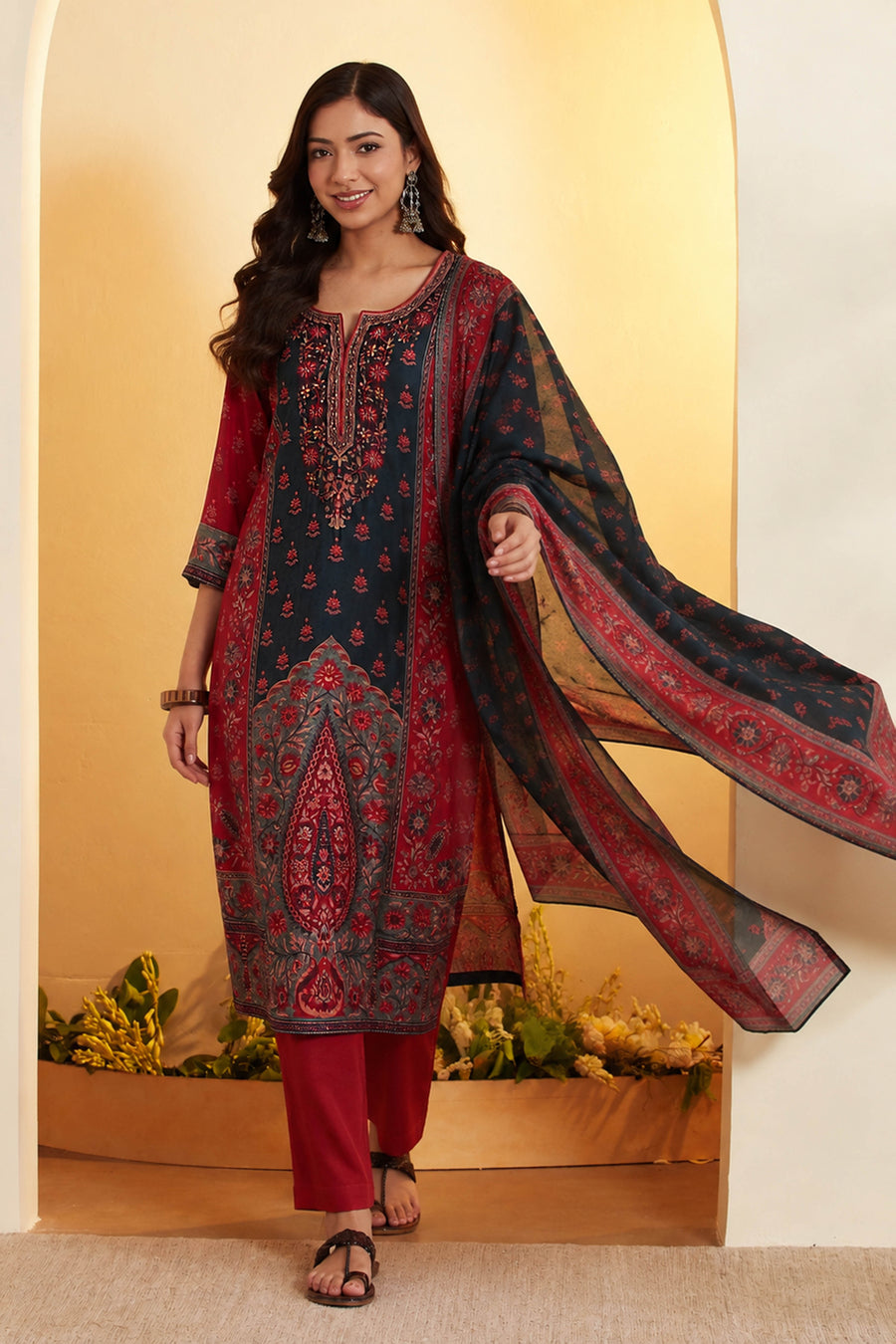 Black & Maroon Floral Printed Kurta Set