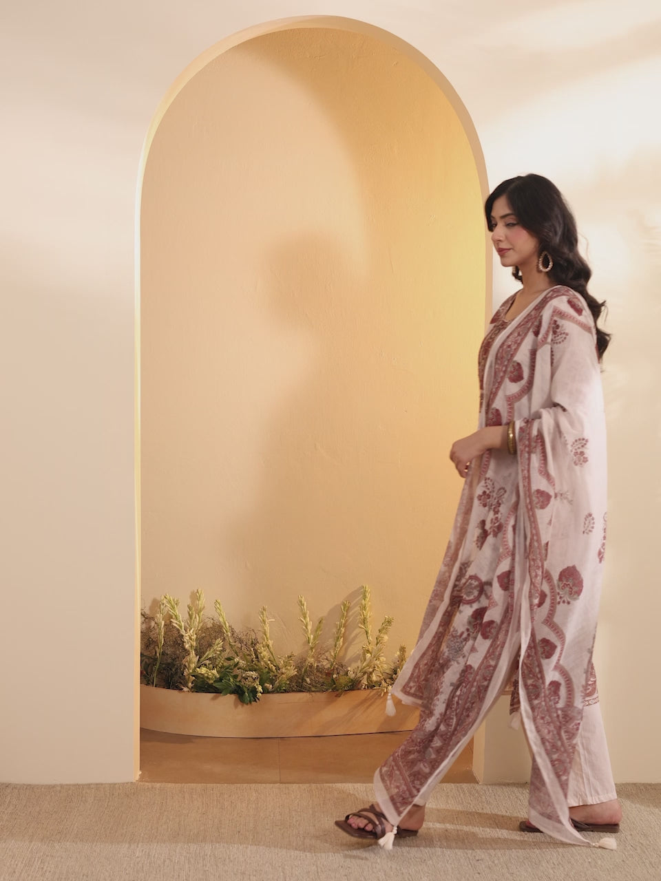 Cream Paisley Printed Poly Linen Kurta Set