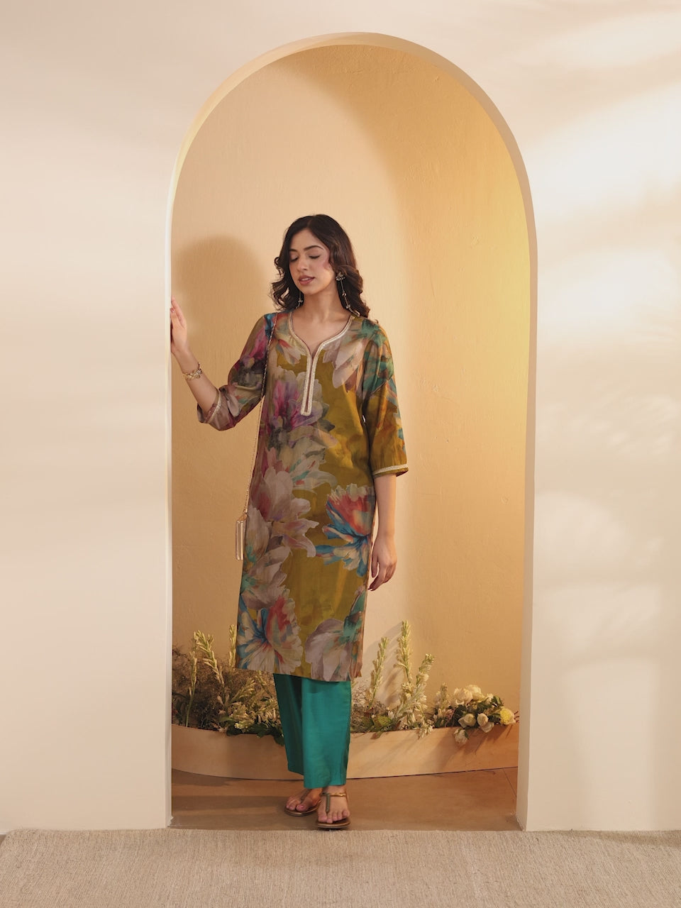 Mustard Green Printed Poly Viscose Straight Kurta