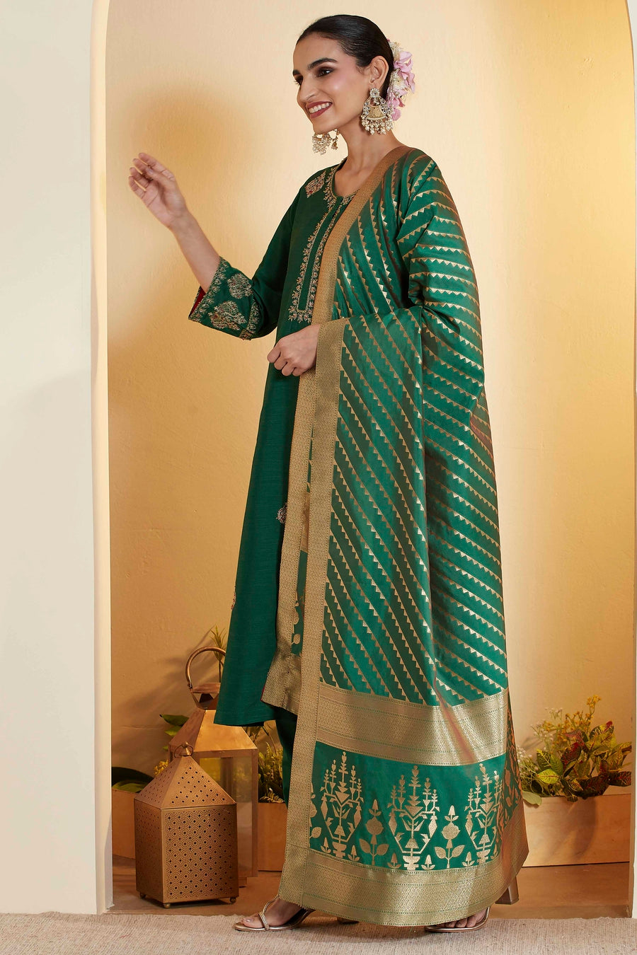 Green & Gold Embroidered Suit Set – view 3