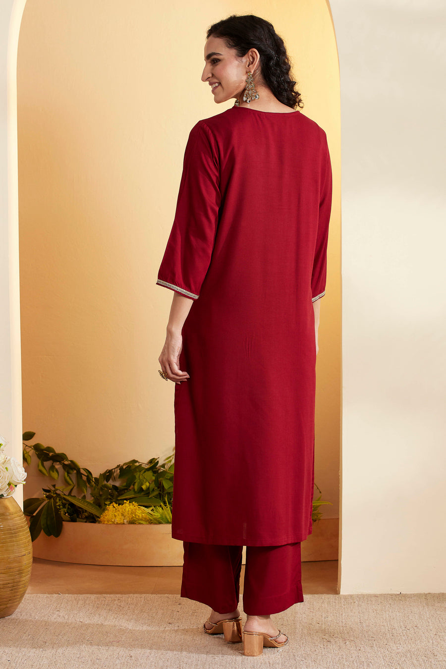 Maroon Viscose Rayon Embroidered Straight Kurta Set