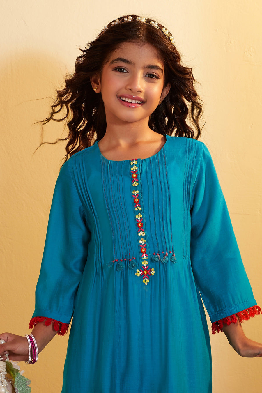 Girls teal pleated A-line kurta set by BIBA, image 2 of 4